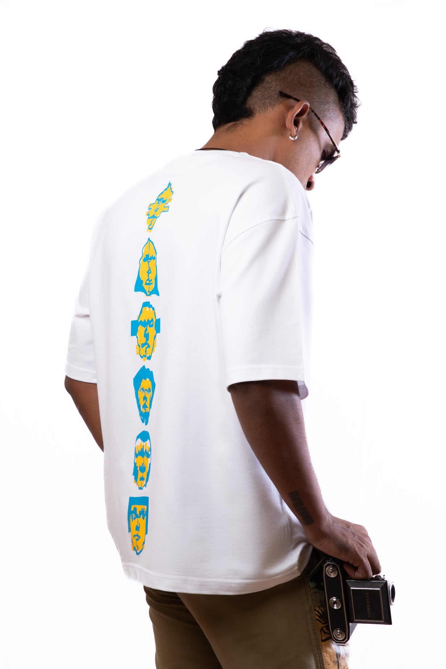 The six philosophers - White - Unisex Oversized T-Shirt